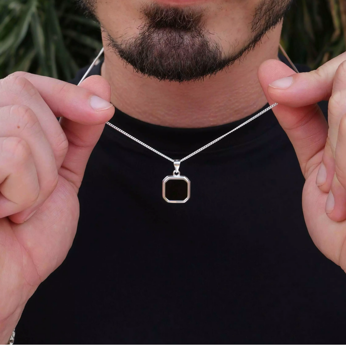 Colar Masculino Pedra Ônix Preta Bravenni